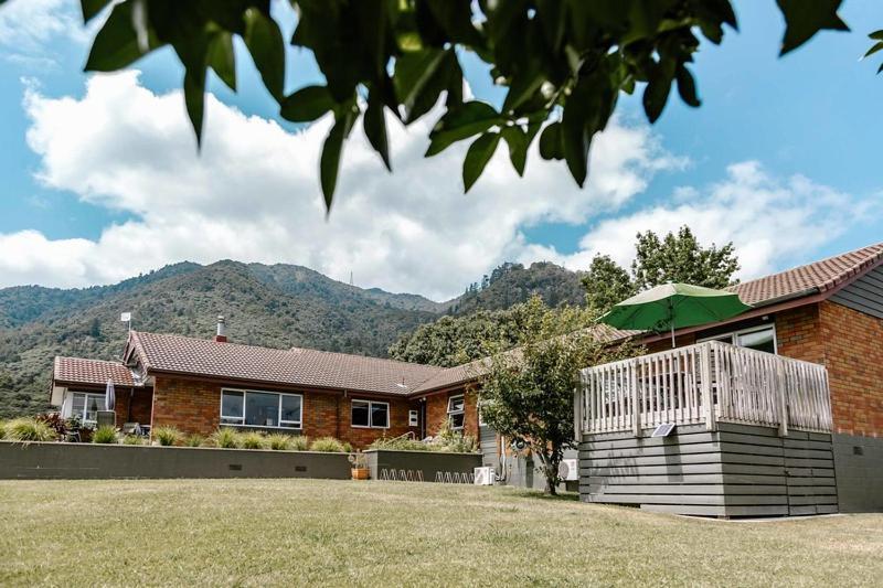 Hotel The Nunnery Te Aroha Exterior foto